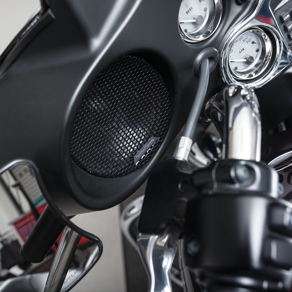 Power Harley-Davidson Street Glide 6.5&quot; Full Range Fairing Speakers (2006-2013)