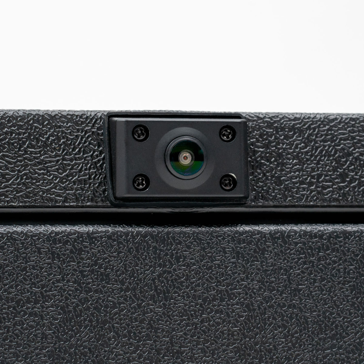 1000-watt Ranger audio roof with a dash-mounted GMR7V1 source unitB